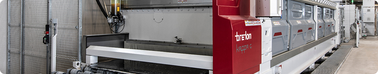 A Breton Italian slab polisher with 24 polishing heads and a monthly production capacity of 30,000 square meters.